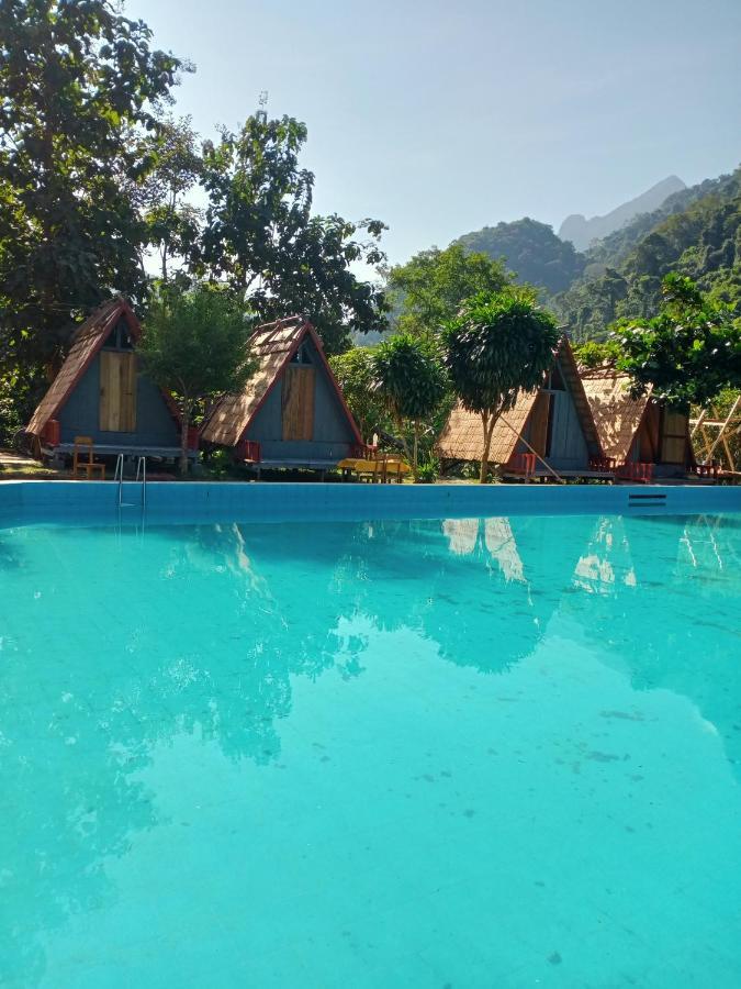 Nongkhiaw Campingsite Swimming Pool Hotel Ban Phathok Bagian luar foto