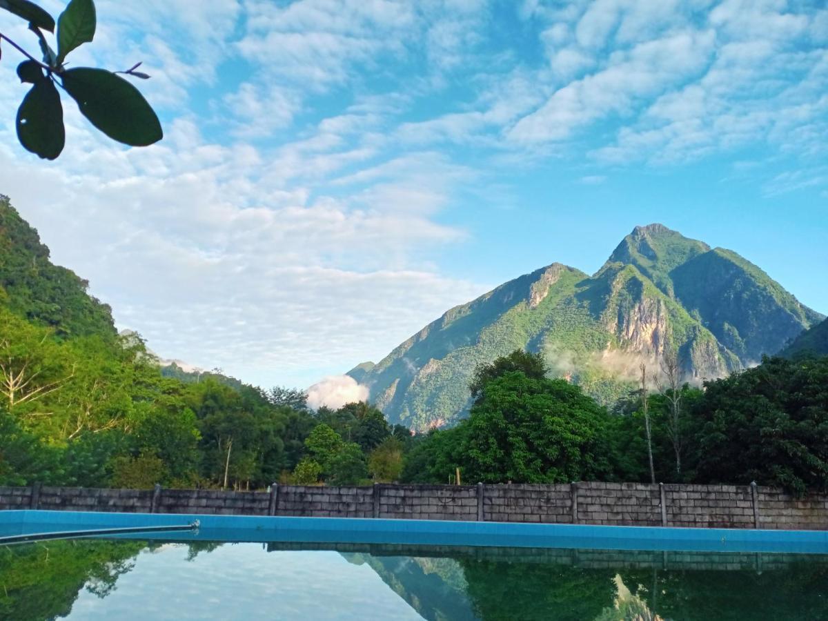 Nongkhiaw Campingsite Swimming Pool Hotel Ban Phathok Bagian luar foto