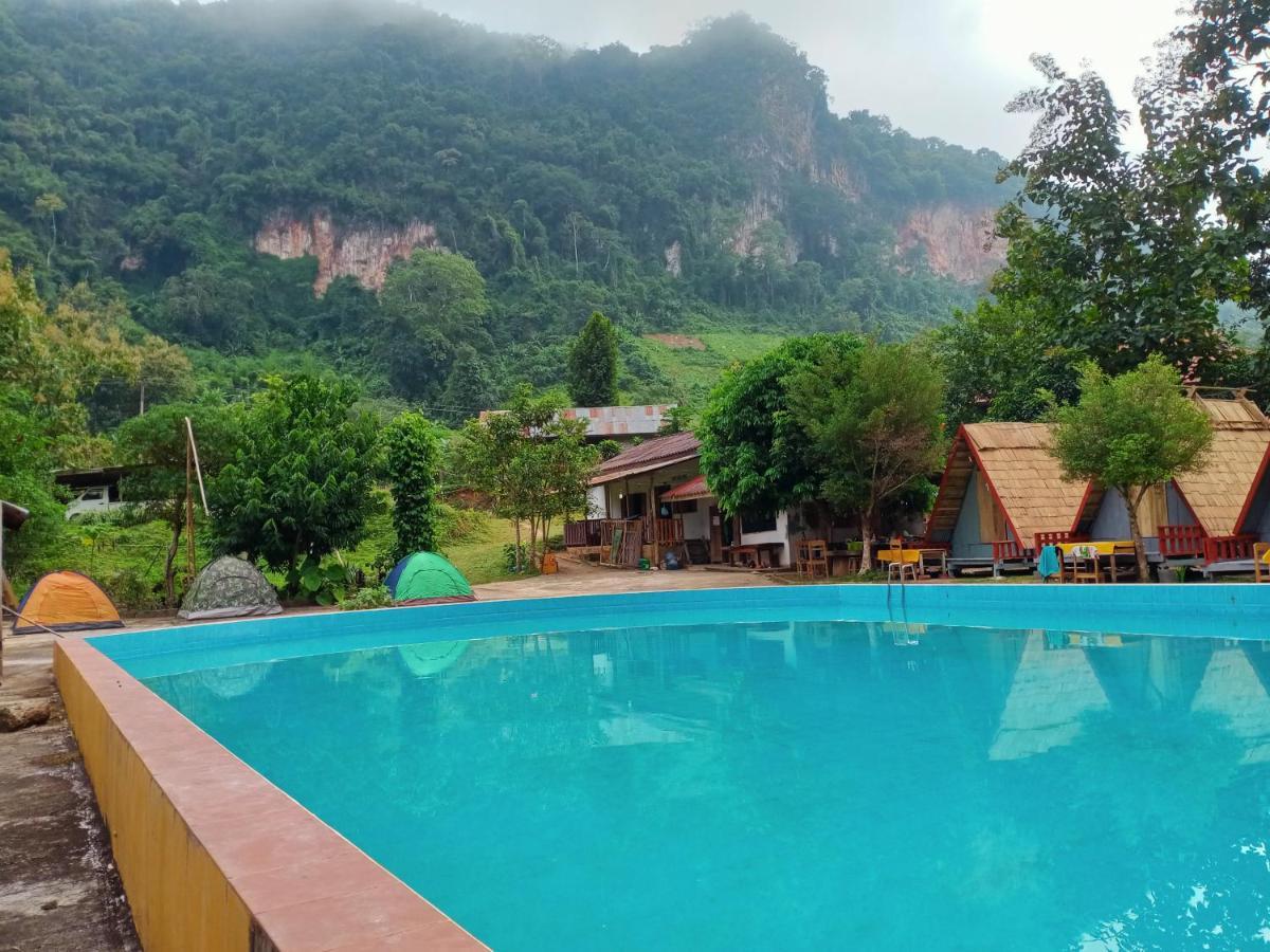 Nongkhiaw Campingsite Swimming Pool Hotel Ban Phathok Bagian luar foto